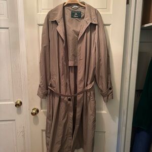 Women’s Vintage Orvis Tan Trench Coat Size Large